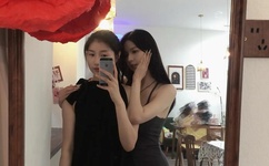 玩弄高耸白嫩的乳峰A片